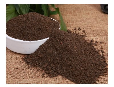 蚯蚓糞肥料疏松土壤疏松度有機(jī)肥營(yíng)養(yǎng)土蔬菜草坪花卉生態(tài)發(fā)酵肥料